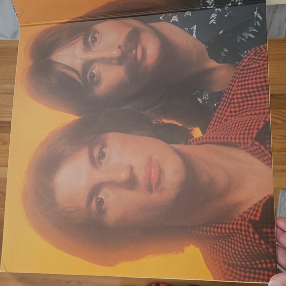 Three Dog Night- Joy to the World- Their Greatest Hits 1974 - Picture 2 of 10